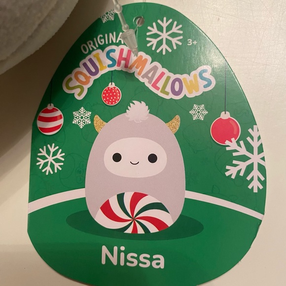 NWT 4” Nissa the Peppermint Yeti Squishmallows - Picture 2 of 5